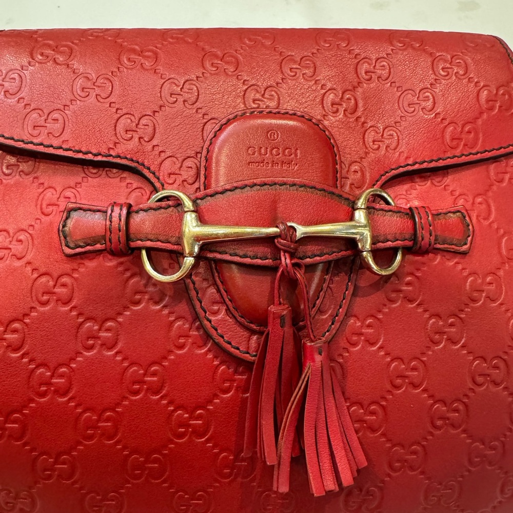 Authentic Gucci Emily Guccisima chained shoulder bag - Picture 8 of 15